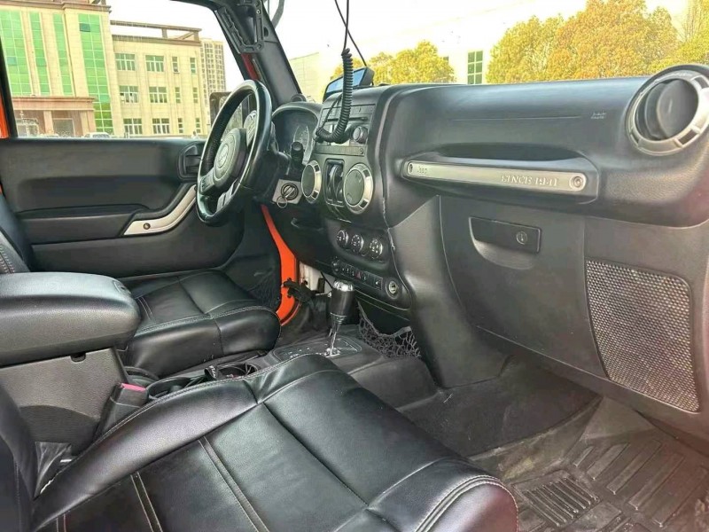宿遷12年Jeep牧馬人5