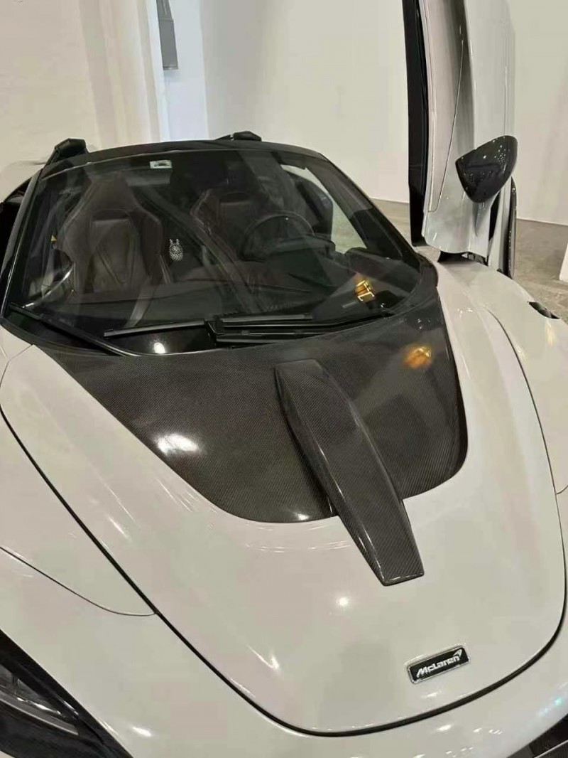 保定20年邁凱倫720S4