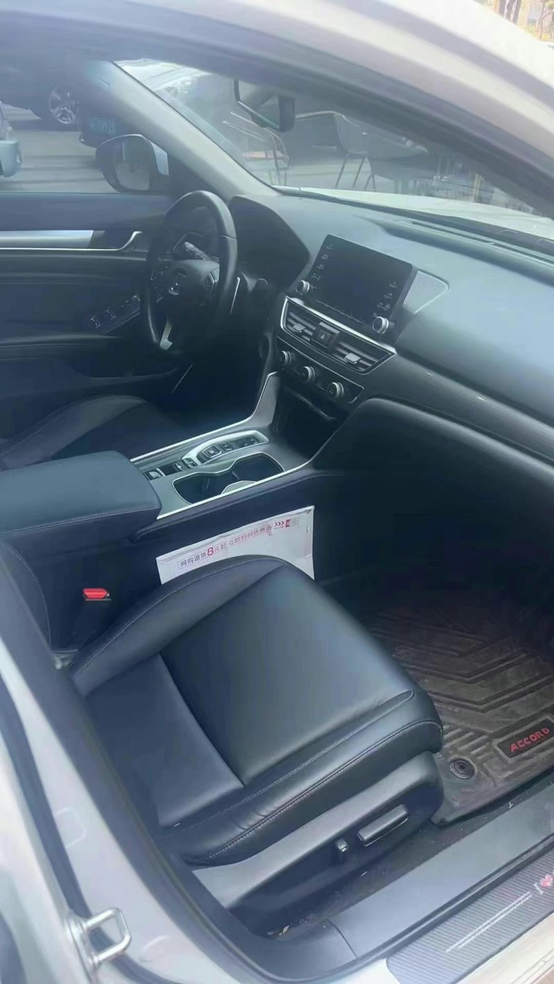 广州20年本田雅阁4