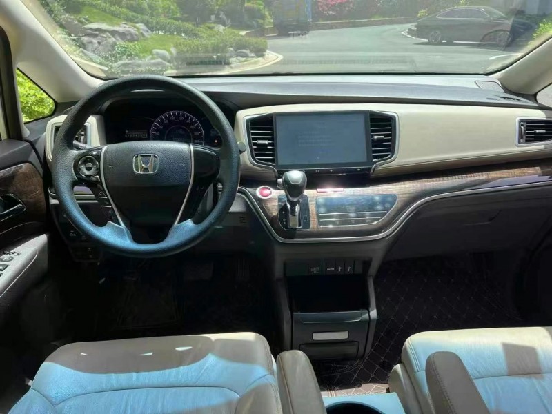 广州16年本田奥德赛4