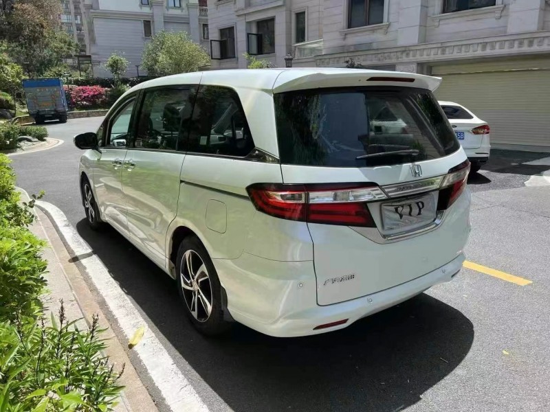 广州16年本田奥德赛8