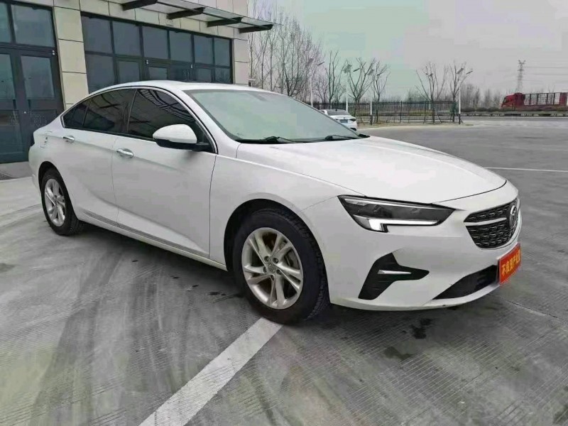 徐州22年别克君威3