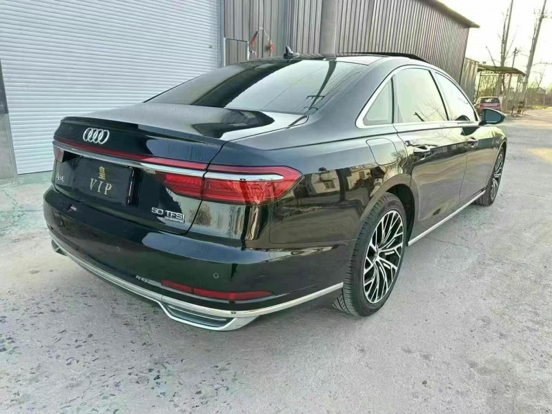 徐州19年奥迪A8L7