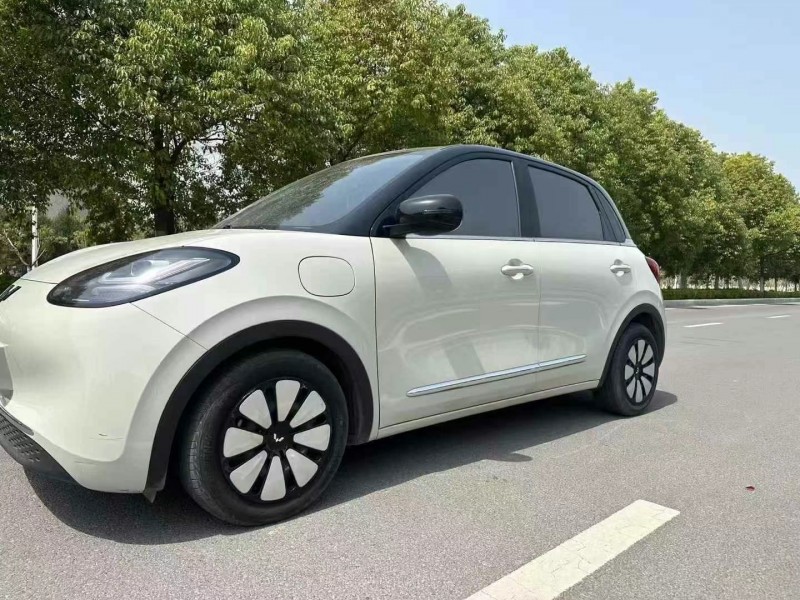 漯河23年五菱汽車繽果2