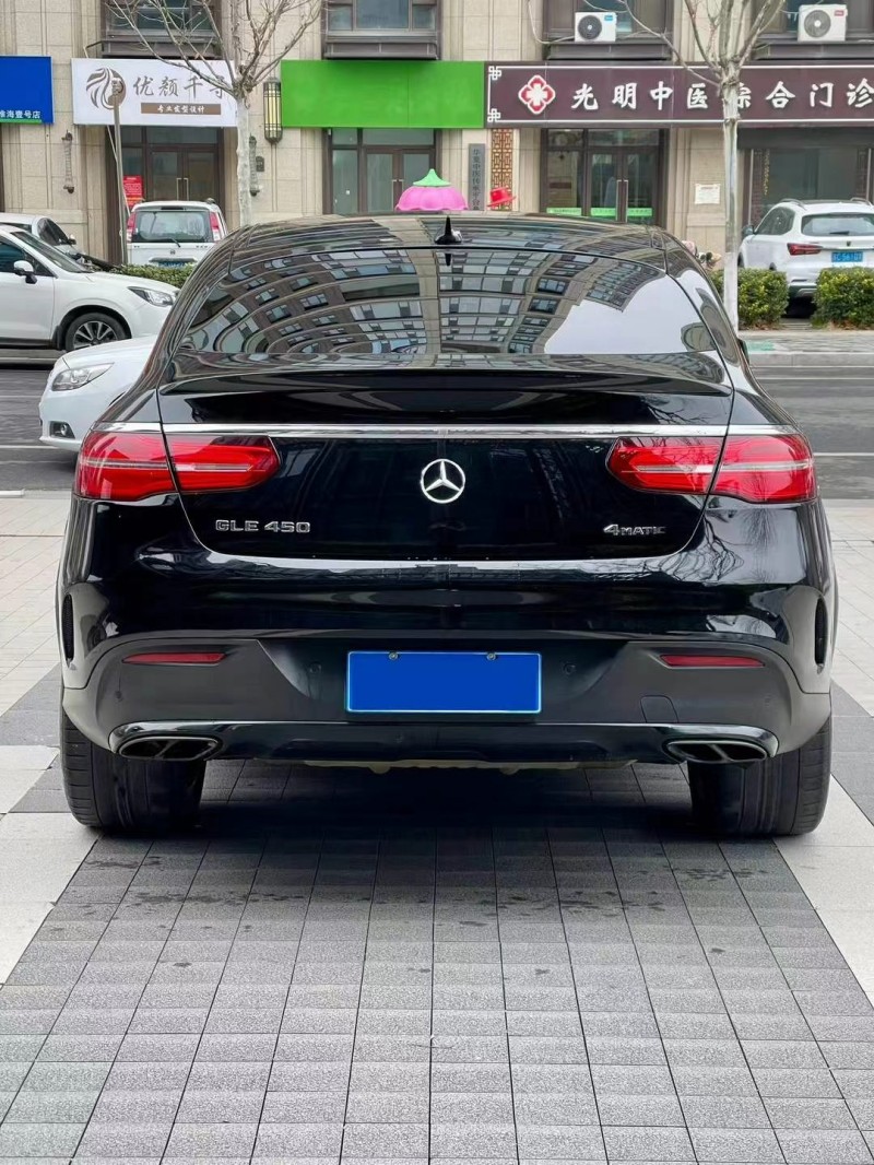 徐州17年奔驰GLE9