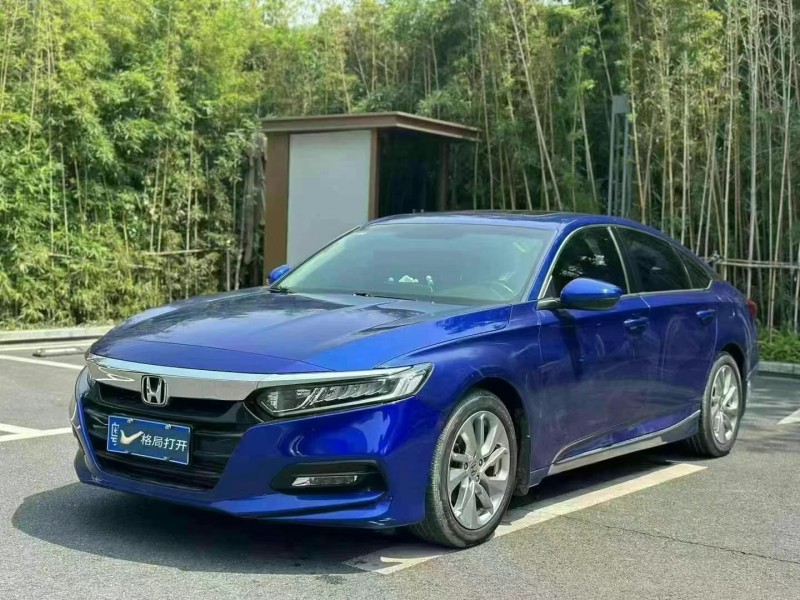 东莞18年本田雅阁3