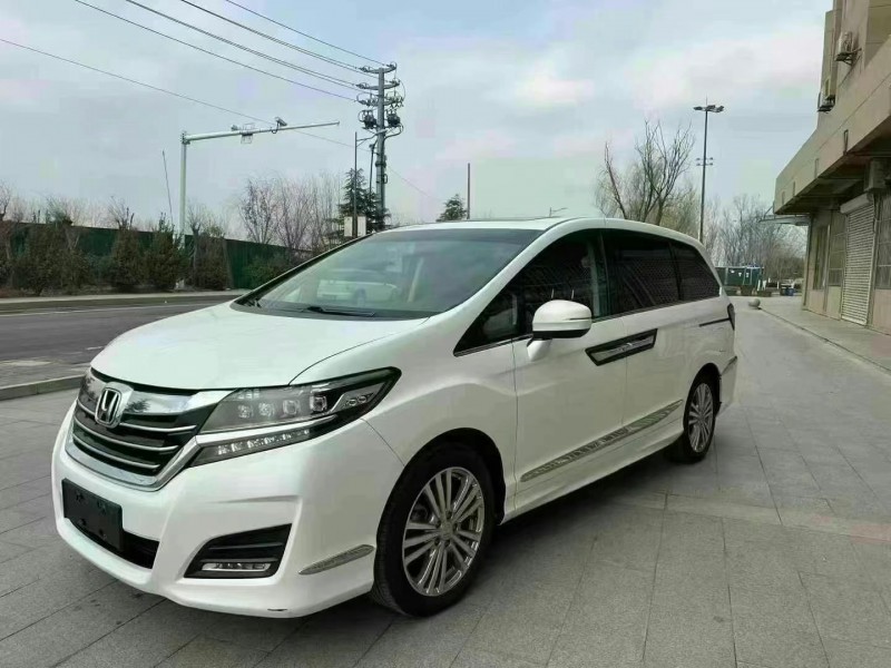 徐州18年本田艾力绅2