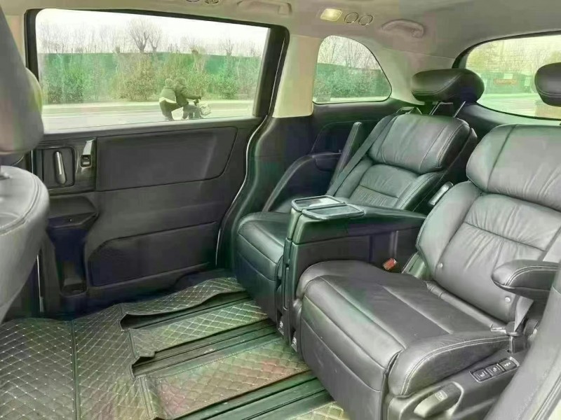 徐州18年本田艾力绅5