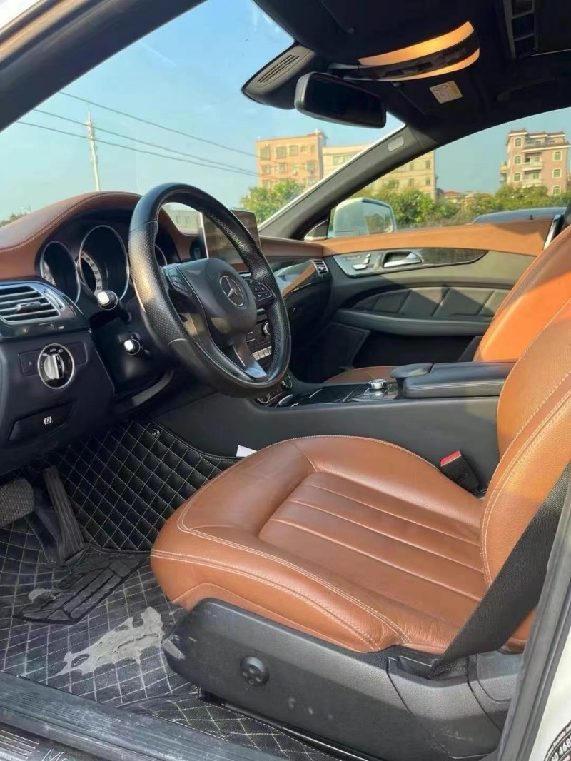 广州16年奔驰CLS5