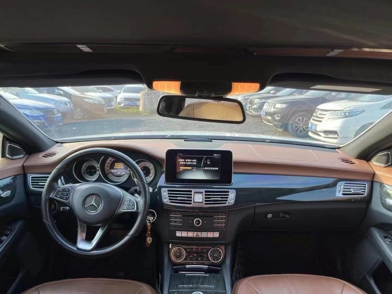 广州16年奔驰CLS7