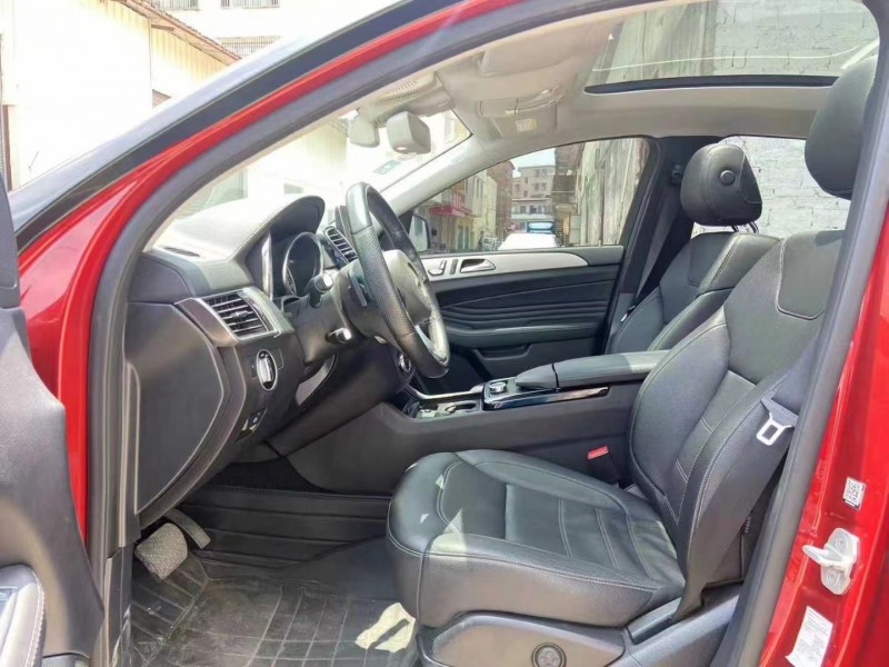 广州17年奔驰GLE6