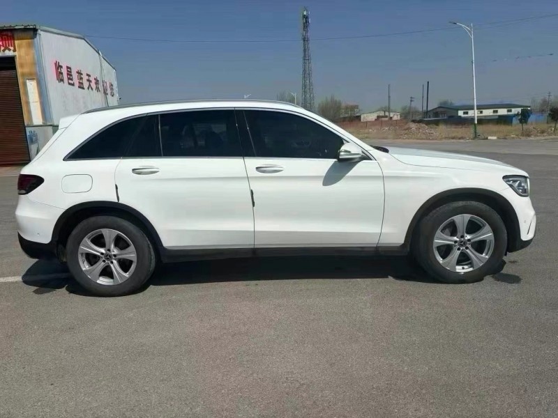 东营20年奔驰GLC2