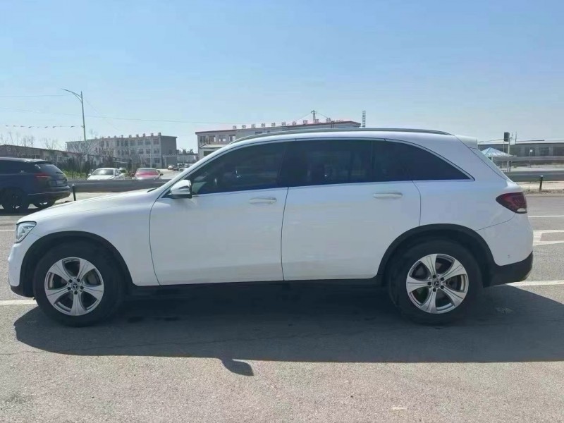 东营20年奔驰GLC3