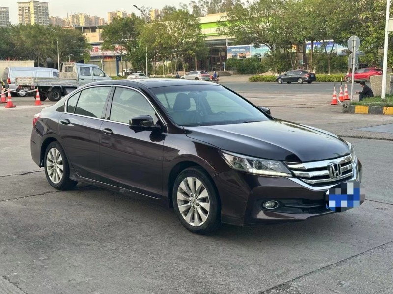 广州14年本田雅阁3