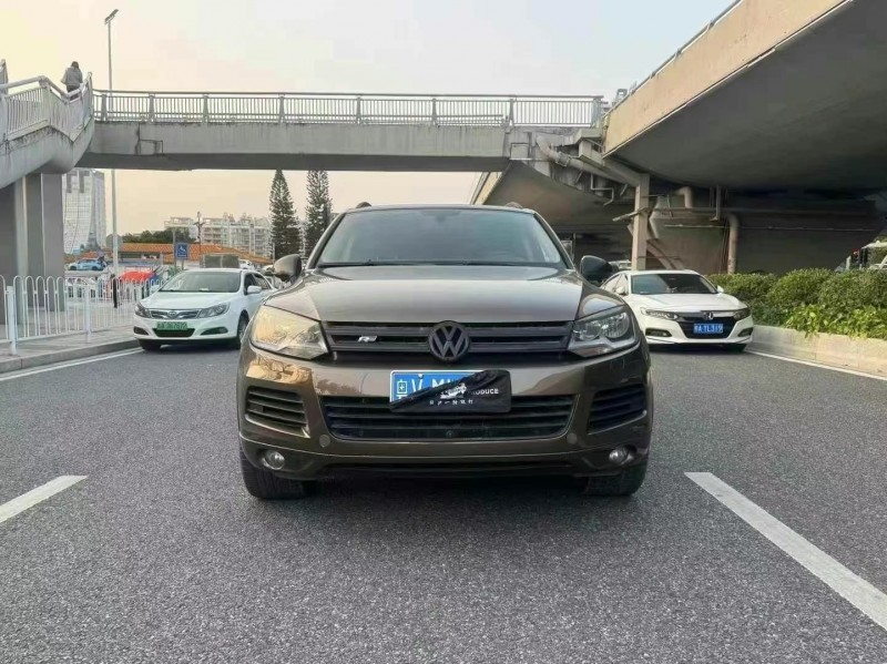 广州14年大众途锐1