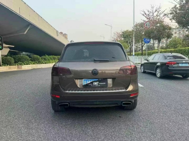 广州14年大众途锐9