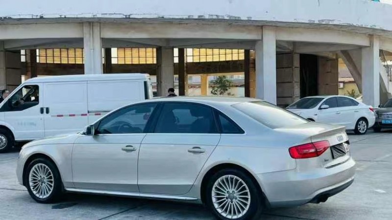 东莞16年奥迪A4L7