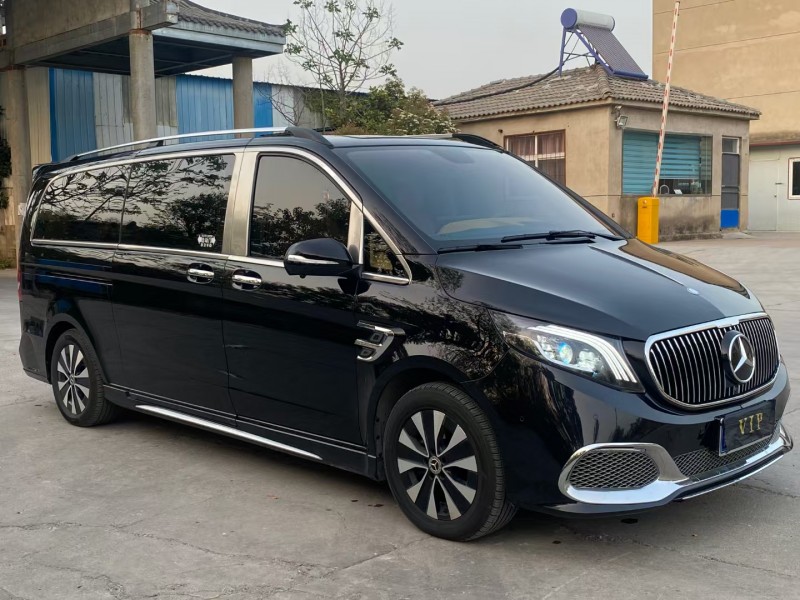 徐州22年奔驰威霆2