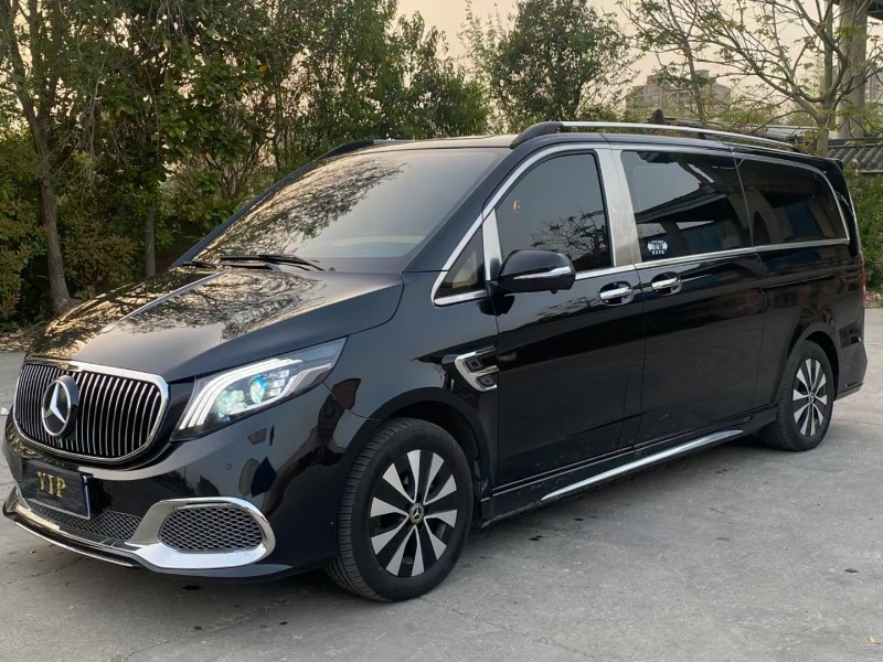 徐州22年奔驰威霆3