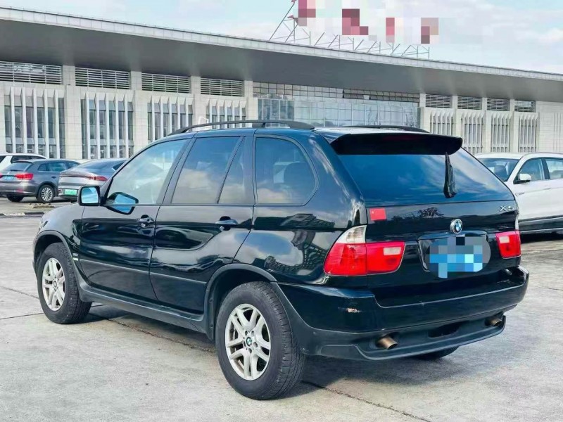 东莞06年宝马X56