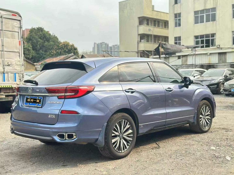 广州20年本田冠道8