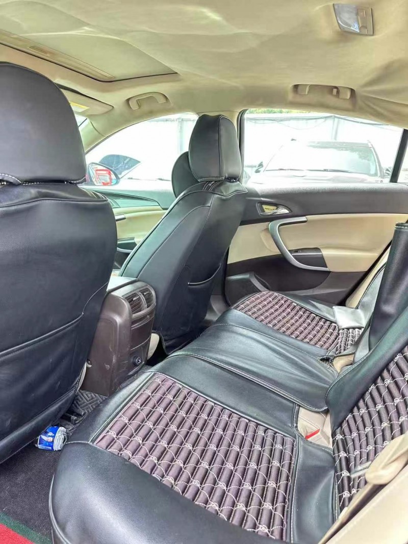 广州15年别克君威6