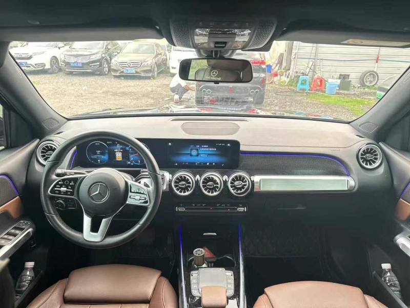 广州23年奔驰GLB5