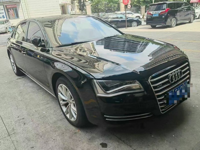 上海14年奧迪A8L1
