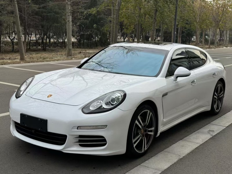 濟寧17年保時捷帕拉梅拉2