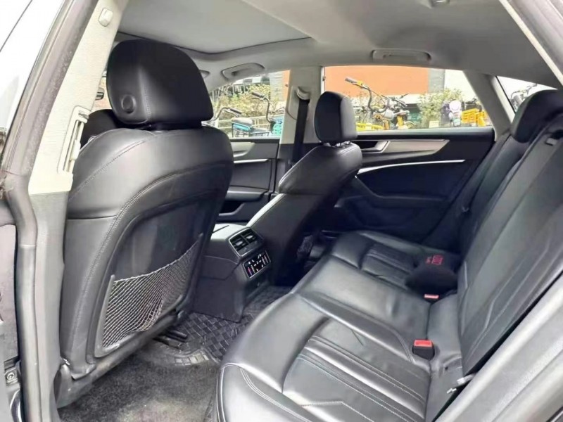 广州23年奥迪A7L6