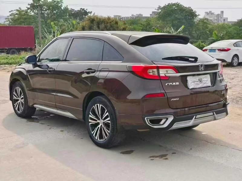 广州17年本田冠道4