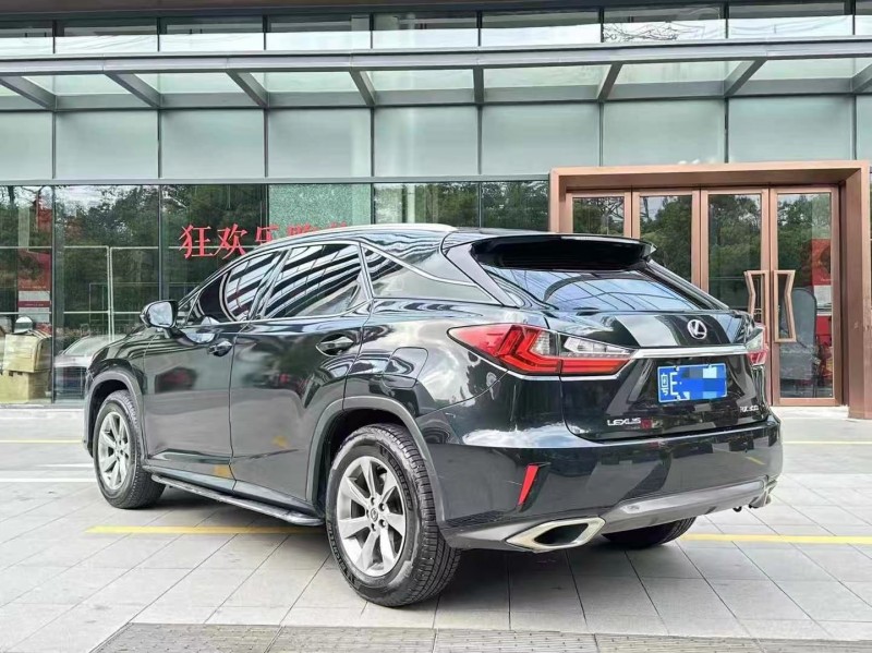 广州18年雷克萨斯RX7