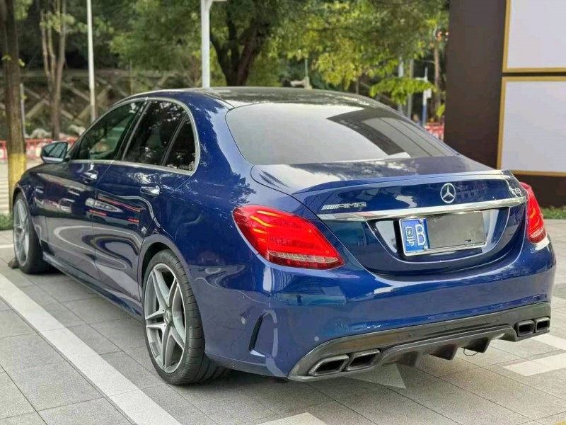 广州17年奔驰AMG7