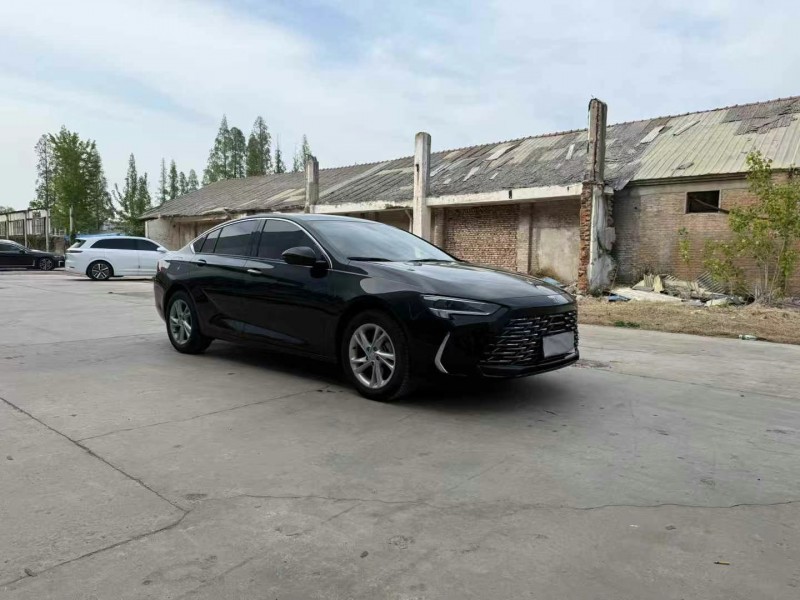 徐州24年别克君威3