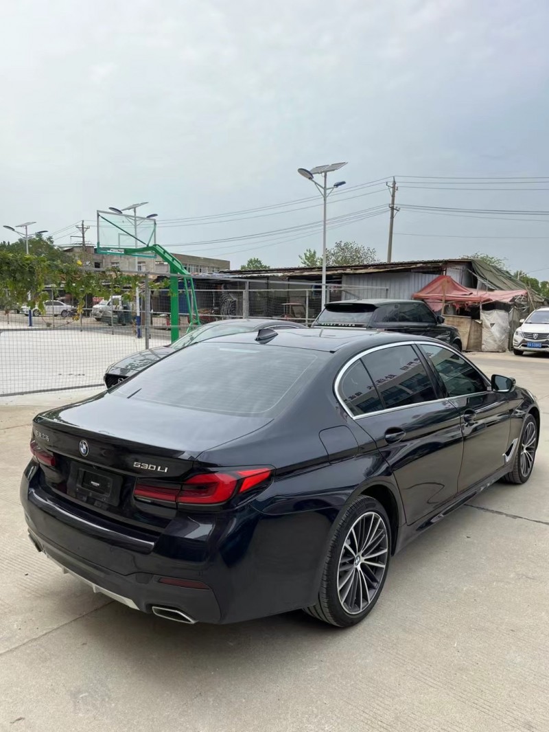 武汉22年宝马5系4