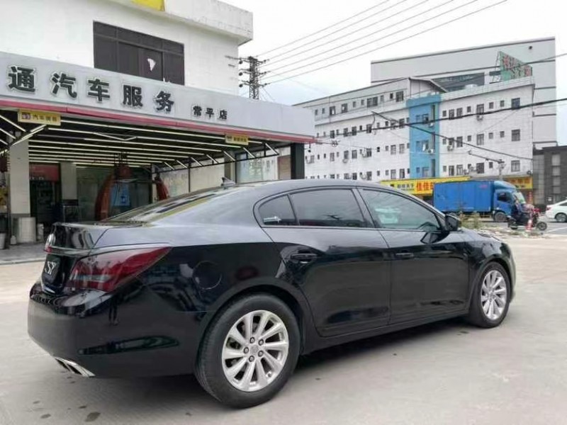 东莞15年别克君越9