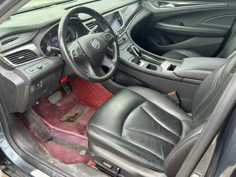 东莞19年别克君越9