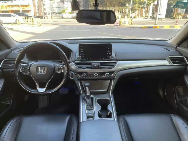 东莞20年本田雅阁4