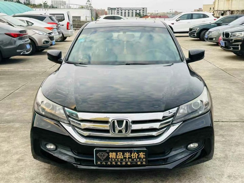 东莞16年本田雅阁1