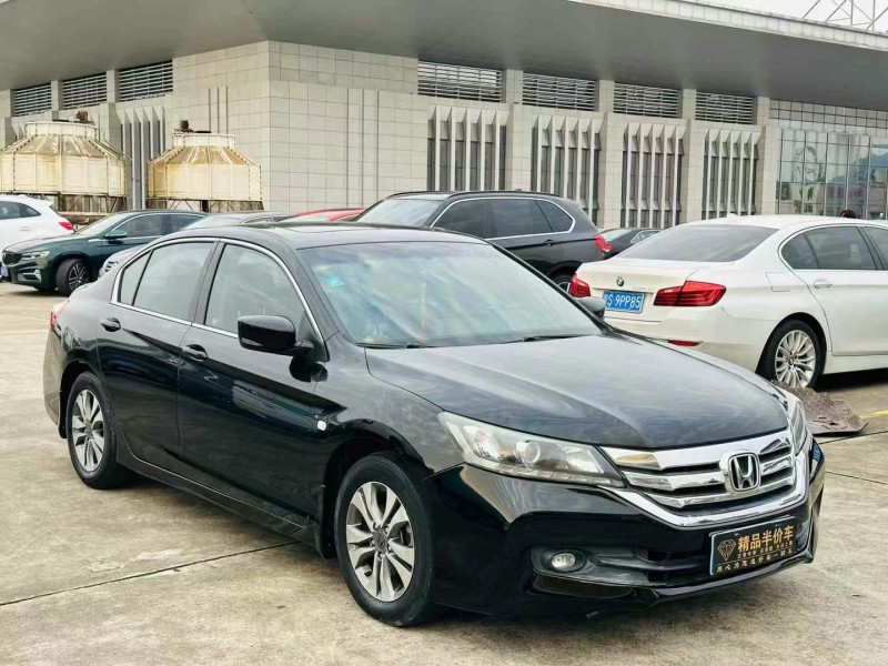 东莞16年本田雅阁3
