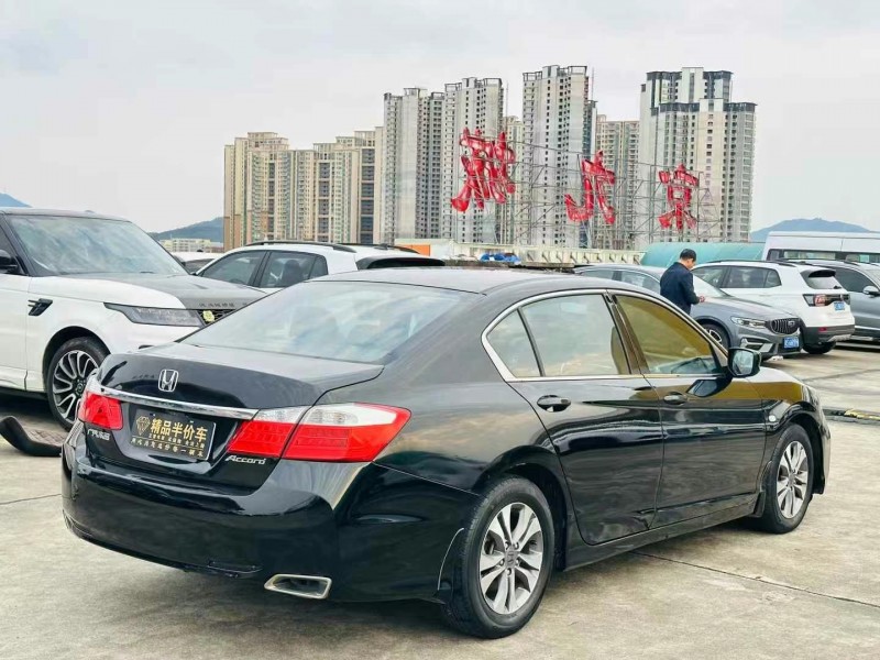 东莞16年本田雅阁7