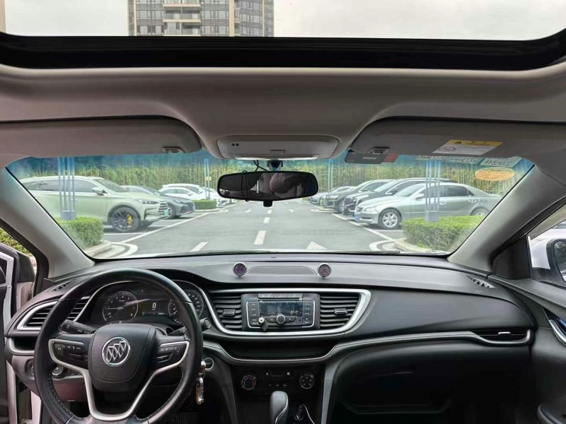 东莞18年别克英朗5