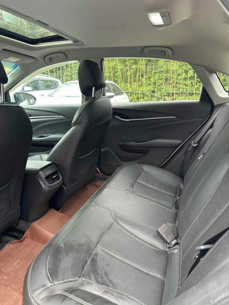 东莞18年别克英朗6