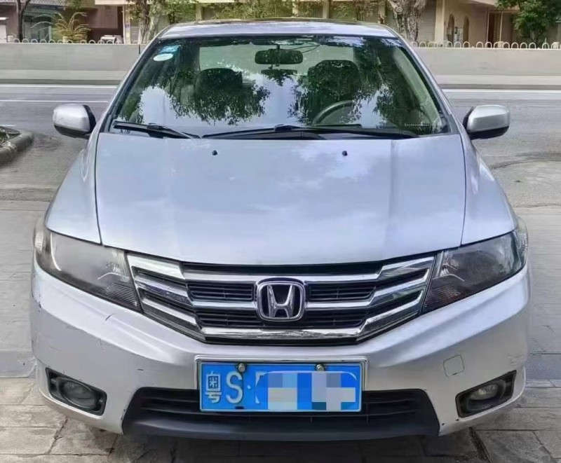 佛山14年本田锋范1