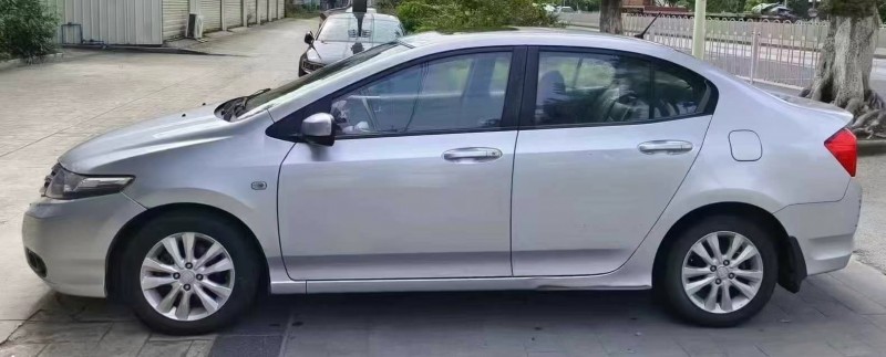 佛山14年本田锋范6