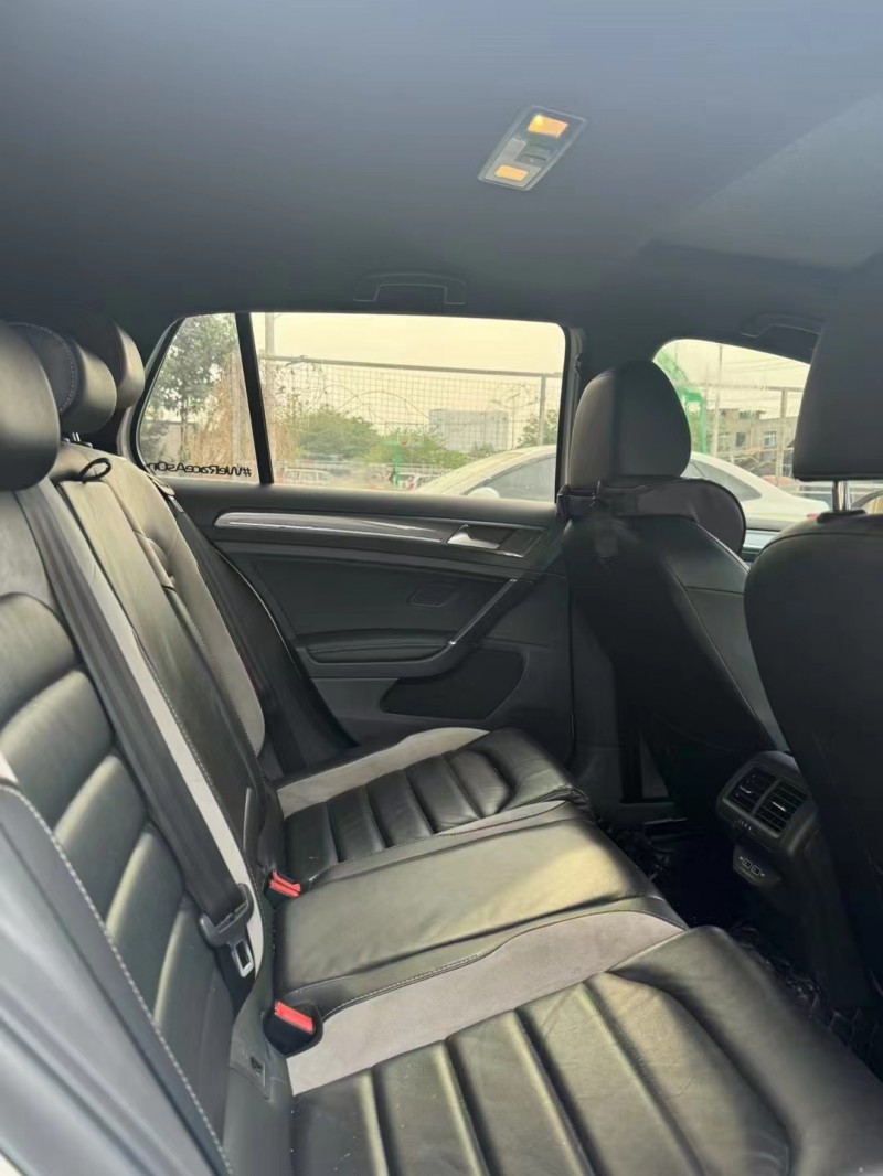 武汉19年大众高尔夫3