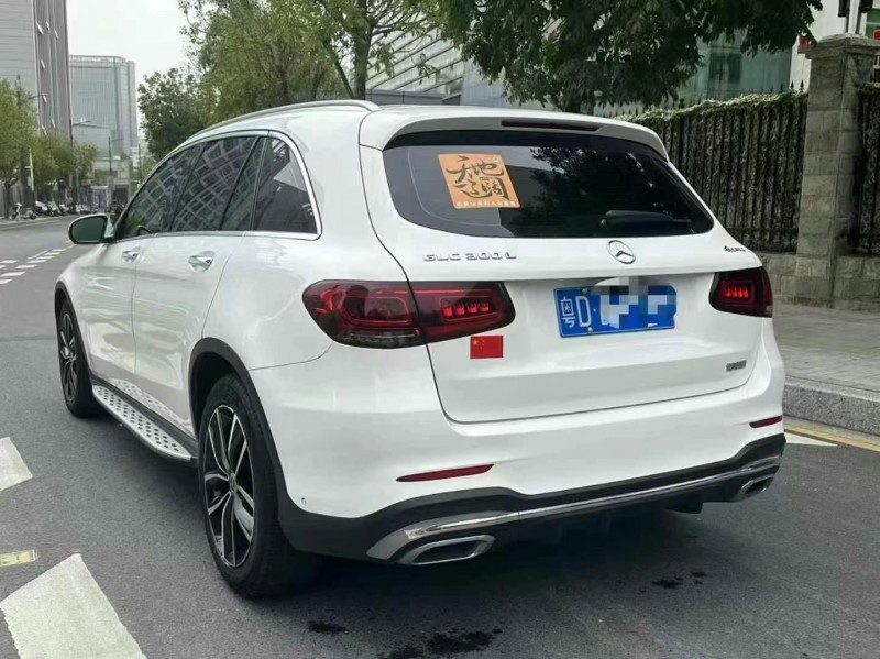 广州19年奔驰GLC7