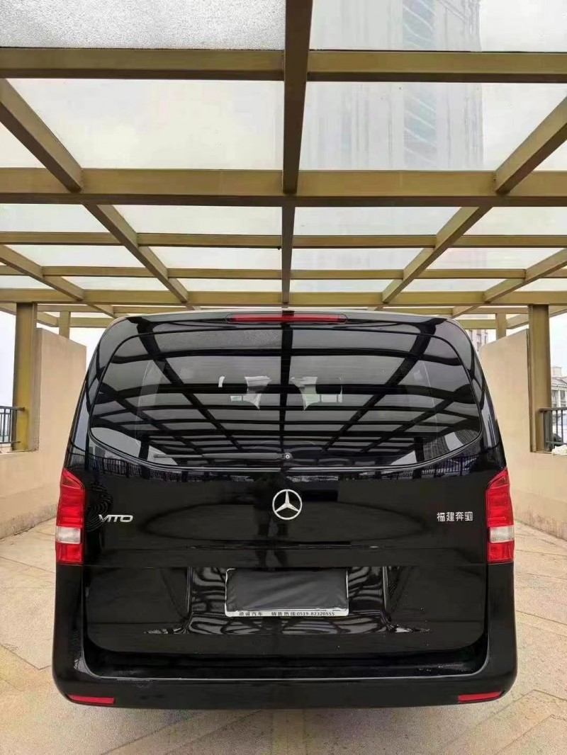 泰州20年奔驰威霆9