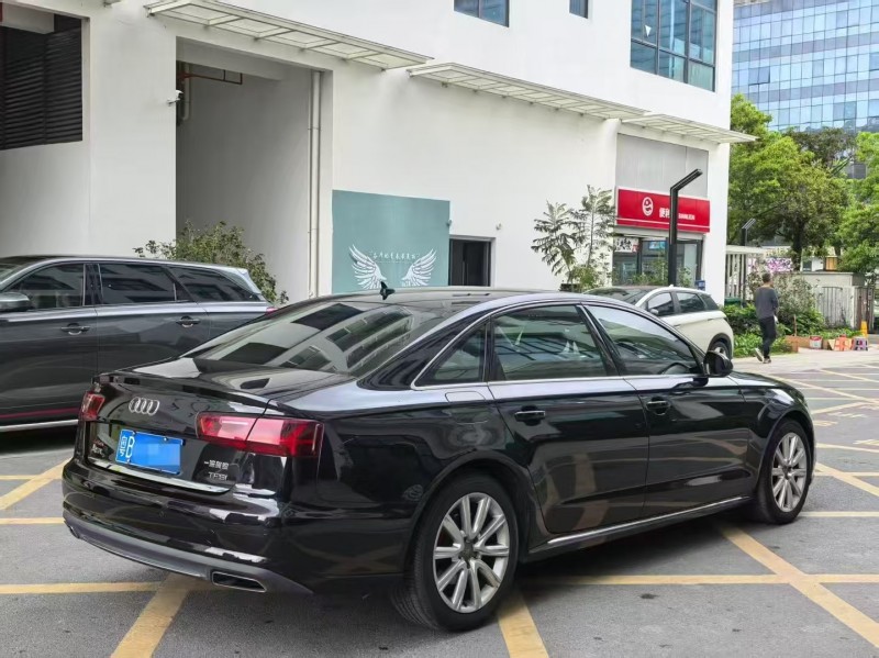 深圳18年奥迪A6L8