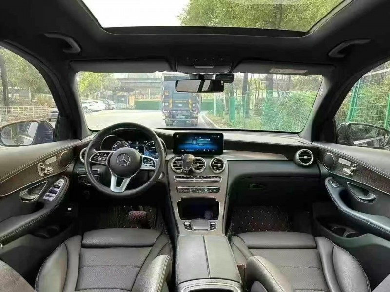 广州23年奔驰GLC4